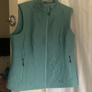 Isis quilted vest with fleece interior